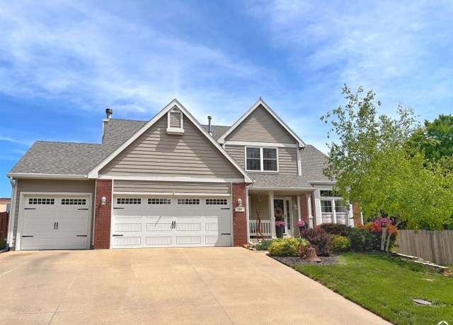 Property at 600 Easy Ct, Lawrence, KS 66049, 4 beds, 3.5 baths