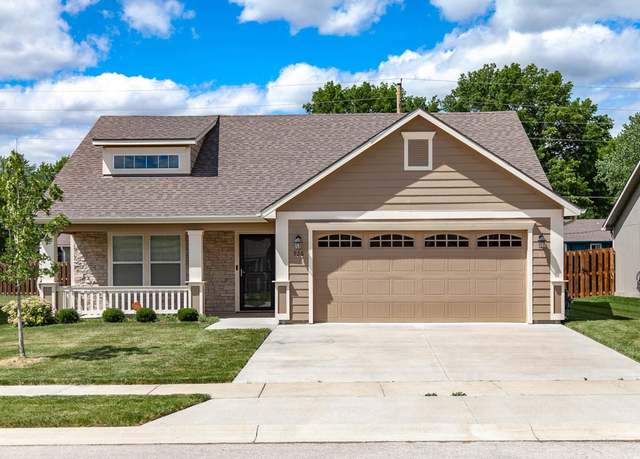 Property at 926 W 30th St, Lawrence, KS 66046, 3 beds, 2 baths