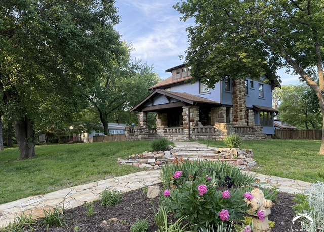 Property at 646 Missouri St, Lawrence, KS 66044, 3 beds, 1.5 baths