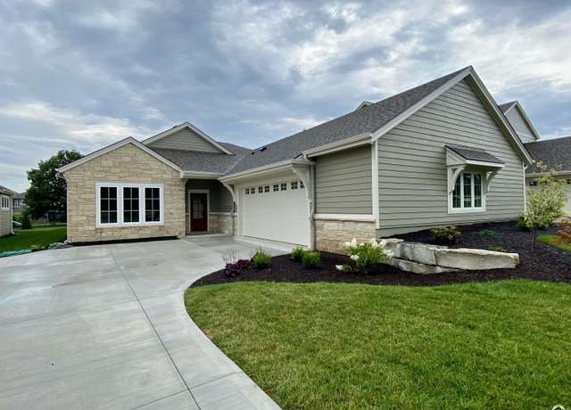 Property at 5113 Parker Ct, Lawrence, KS 66049, 3 beds, 2.5 baths