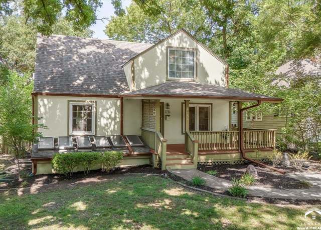 Property at 1715 Illinois St, Lawrence, KS 66044, 5 beds, 4 baths