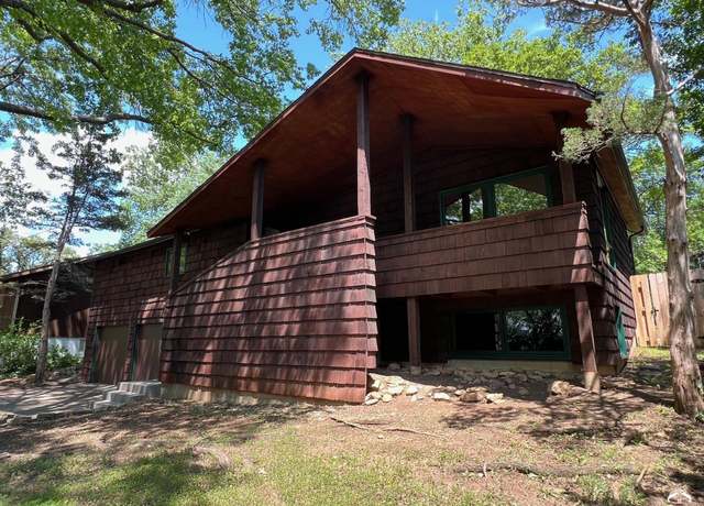 Property at 2552 Arkansas St, Lawrence, KS 66046, 3 beds, 2 baths