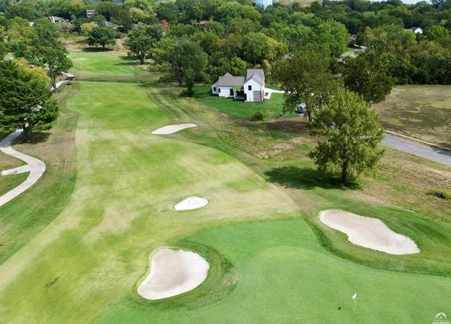Property at 1840 Quail Creek Dr, Lawrence, KS 66047, 4 beds, 3.5 baths