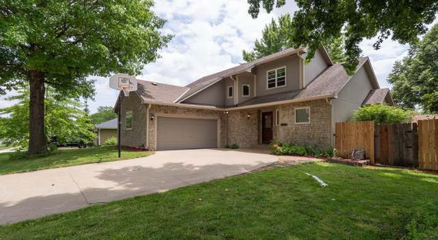 Photo of 3013 W 30th St, Lawrence, KS 66049