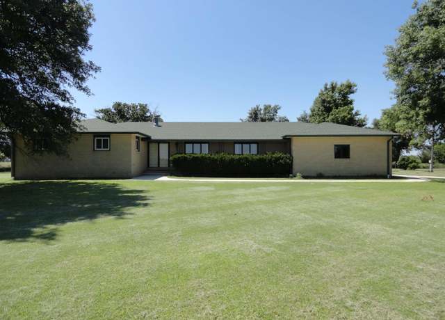 Property at 1337 Dakota Rd, Mcpherson, KS 67460, 4 beds, 3 baths