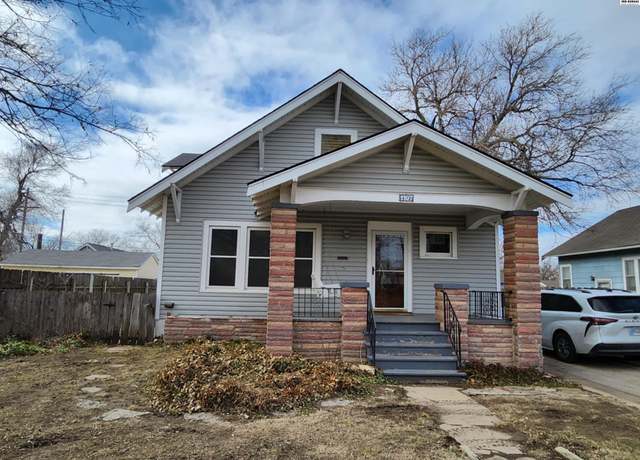 Property at 1107 N Monroe St, Hutchinson, KS 67502, 4 beds, 2 baths