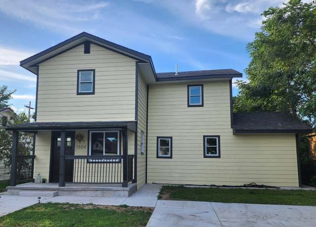 Property at 1304 E 8th Ave, Hutchinson, KS 67501, 3 beds, 1 bath