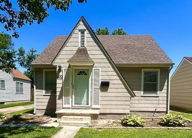 Property at 406 E 16th Ave, Hutchinson, KS 67501, 3 beds, 1 bath