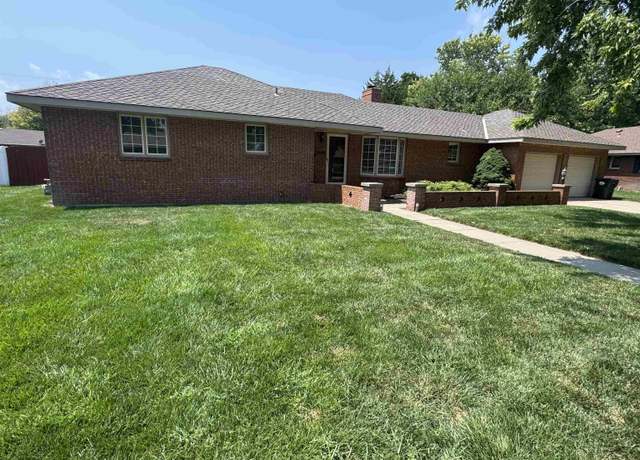 Property at 2609 Westminster Dr, Hutchinson, KS 67502, 3 beds, 2.5 baths