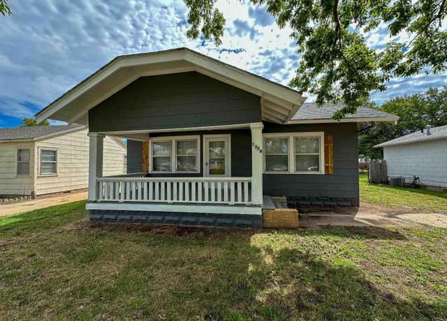 Property at 1306 N Forrest St, Hutchinson, KS 67501, 2 beds, 1 bath