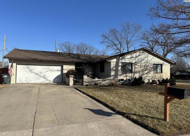 Property at 2608 Colorado St, Hutchinson, KS 67502, 3 beds, 2 baths