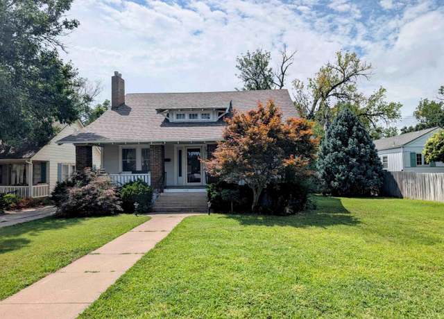 Property at 123 W 23rd Ave, Hutchinson, KS 67502, 4 beds, 2 baths
