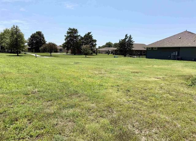 Property at 920 Veranda Cir, Mcpherson, KS 67460