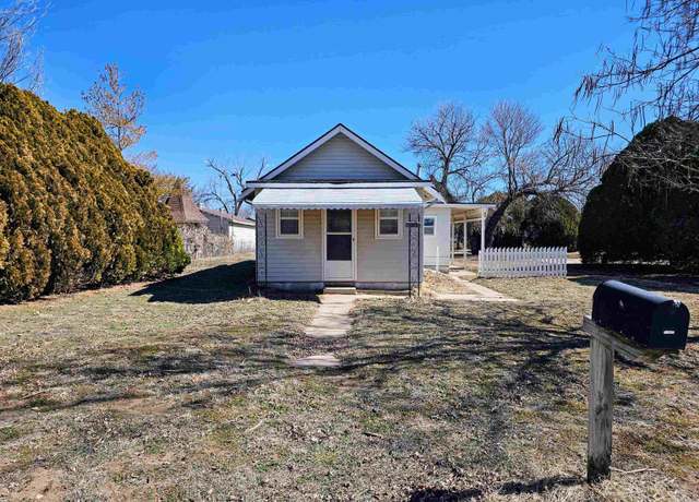 Property at 1316 N Orchard Ave, Hutchinson, KS 67501, 1 bed, 1 bath