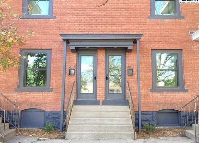 Property at 901 N Washington St, Hutchinson, KS 67501, 2 beds, 1 bath
