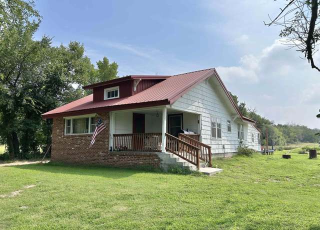 Property at 6112 N Plum St, Hutchinson, KS 67502, 3 beds, 1 bath