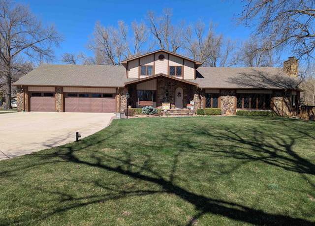 Property at 8 Pepperwood Ln, Hutchinson, KS 67502, 3 beds, 2.5 baths
