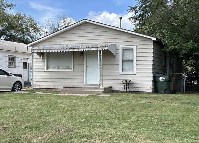 Property at 1724 E 2nd Ave, Hutchinson, KS 67501, 3 beds, 1 bath