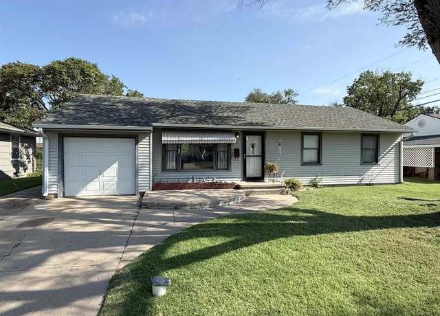 Property at 10 Harvest Ln, Hutchinson, KS 67502, 4 beds, 1.5 baths