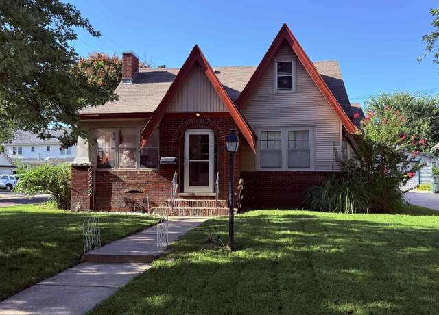 Property at 300 E 16th Ave, Hutchinson, KS 67501, 3 beds, 2 baths