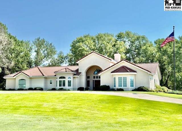 Property at 3706 Cherry Hills Dr, Hutchinson, KS 67502, 3 beds, 2.5 baths