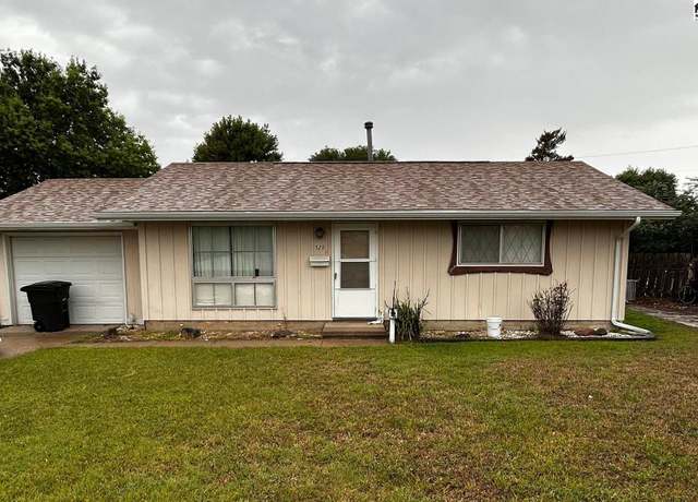 Property at 529 Parklane, Pratt, KS 67124, 2 beds, 1 bath