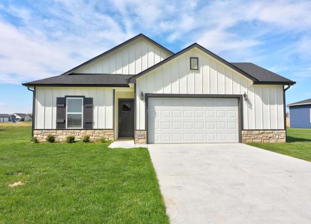 Property at 1315 Robin Dr, Mcpherson, KS 67460, 4 beds, 2 baths