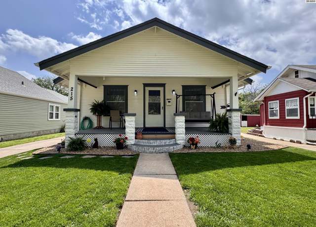 Property at 215 E 15th Ave, Hutchinson, KS 67501, 2 beds, 1 bath