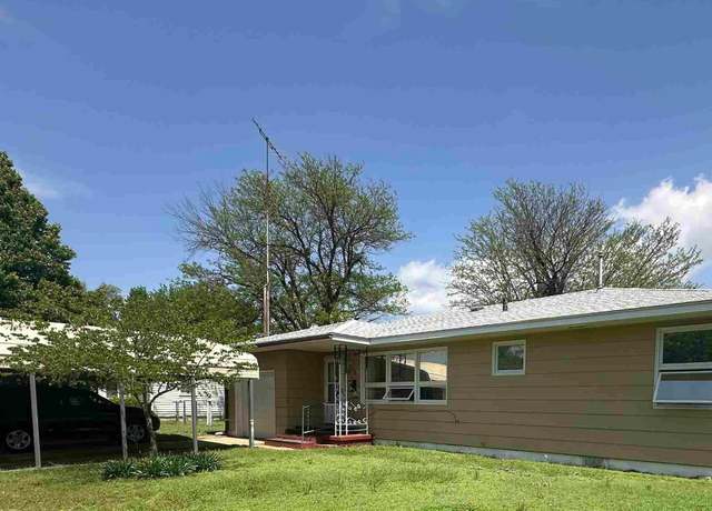 Property at 618 N Botkin St, Attica, KS 67009, 3 beds, 1 bath