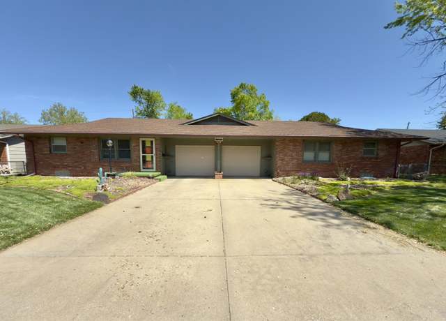 Property at 1004 E 23rd Ave, Hutchinson, KS 67502, 4 beds, 2.5 baths