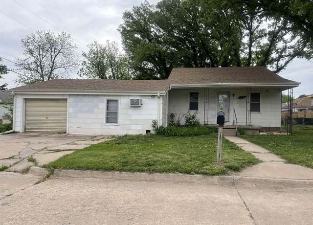 Property at 414 S Sherman, Lyons, KS 67554, 2 beds, 1.5 baths