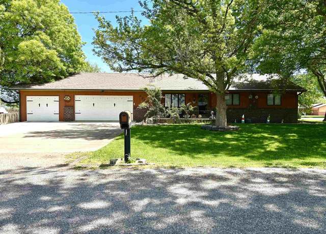 Property at 3200 Mona St, Hutchinson, KS 67502, 3 beds, 1.5 baths