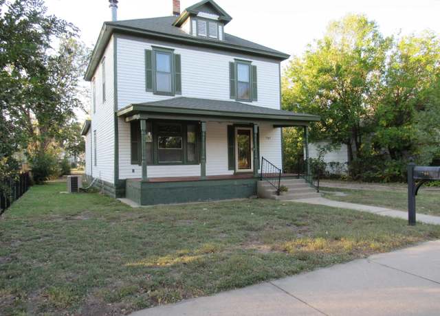 Property at 709 E 1st Ave, Hutchinson, KS 67501, 3 beds, 2 baths