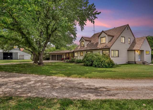 Property at 1851 Hwy 56, Mcpherson, KS 67460, 4 beds, 2.5 baths