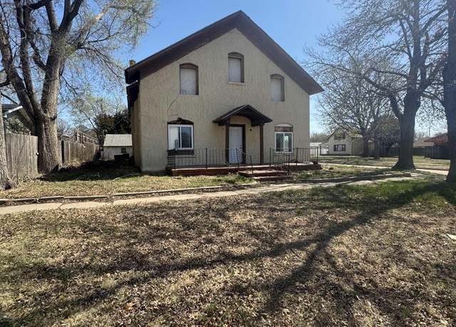 Property at 117 W Washington St, Lyons, KS 67554, 6 beds, 4 baths