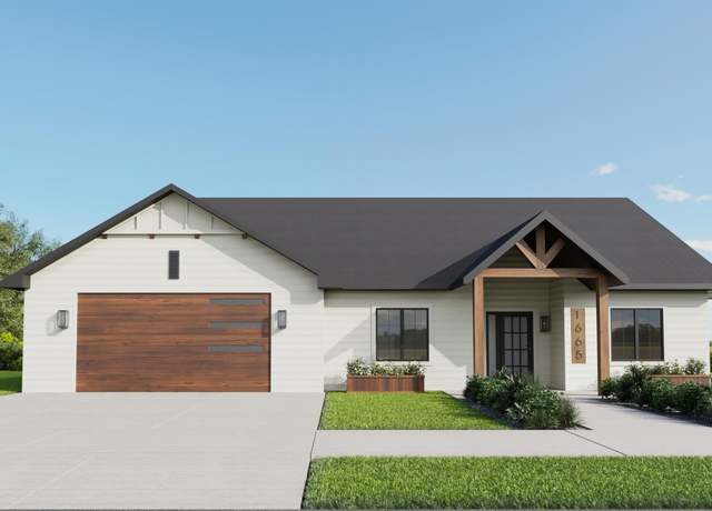 Property at 514 W Wilson St, Sterling, KS 67579, 4 beds, 2.5 baths