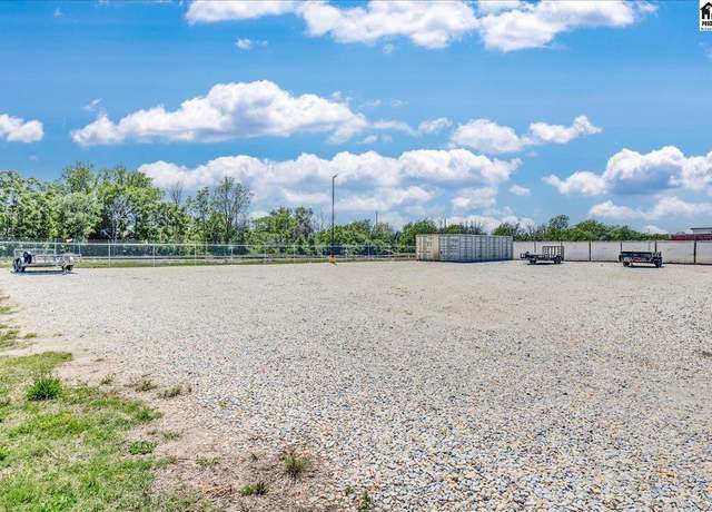 Property at 601 E 2nd Ave, Hutchinson, KS 67501