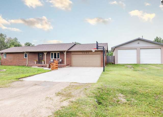 Property at 3101 N Homestead St, Hutchinson, KS 67502, 3 beds, 2 baths