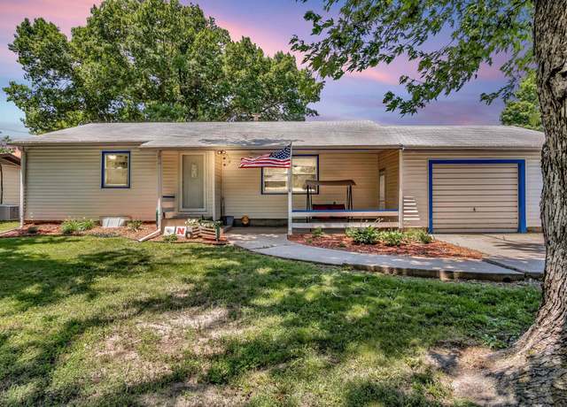 Property at 517 S Becker Ave, Moundridge, KS 67107, 2 beds, 2 baths