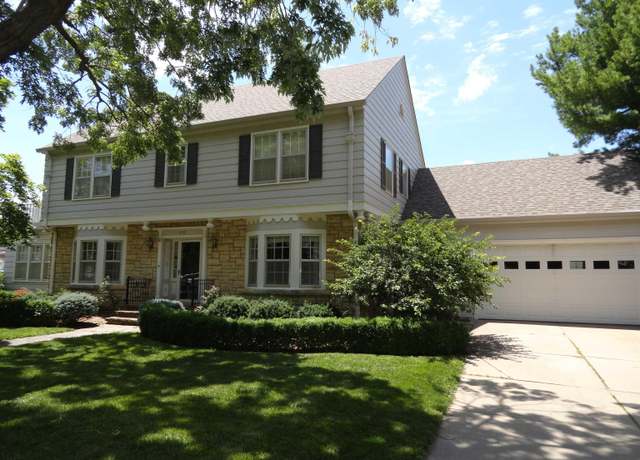 Property at 410 S Walnut St, Mcpherson, KS 67460, 3 beds, 3.5 baths