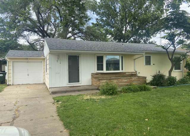 Property at 22 W 25th Ave, Hutchinson, KS 67502, 3 beds, 1 bath
