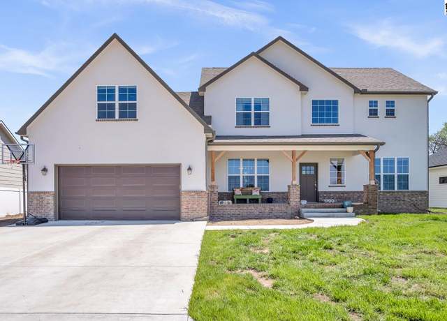Property at 1700 Sonora Dr, Mcpherson, KS 67460, 4 beds, 2.5 baths