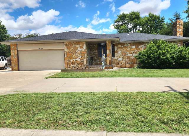 Property at 1624 N Main St, Mcpherson, KS 67460, 4 beds, 3 baths