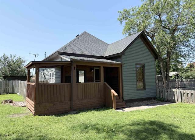 Property at 1703 E 3rd Ave, Hutchinson, KS 67501, 1 bed, 1 bath