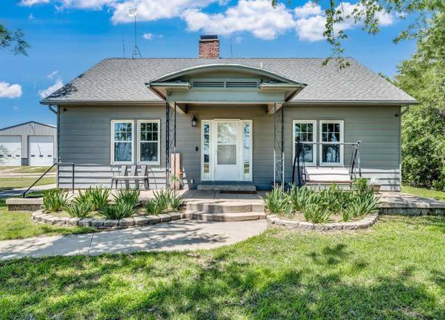Property at 2377 1505 Rd, Sterling, KS 67579, 4 beds, 4 baths