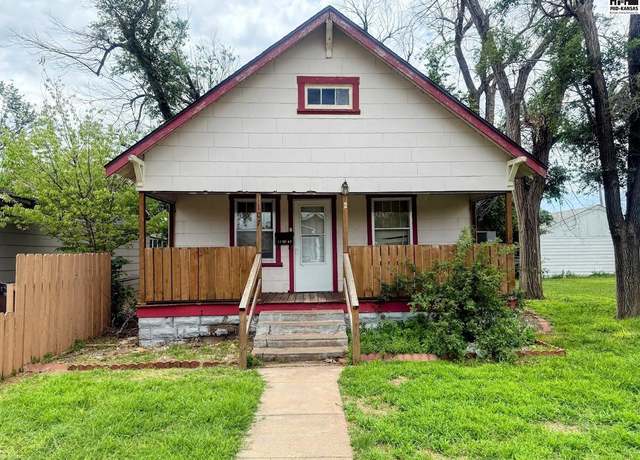 Property at 1107 E 5th Ave, Hutchinson, KS 67501, 2 beds, 1 bath