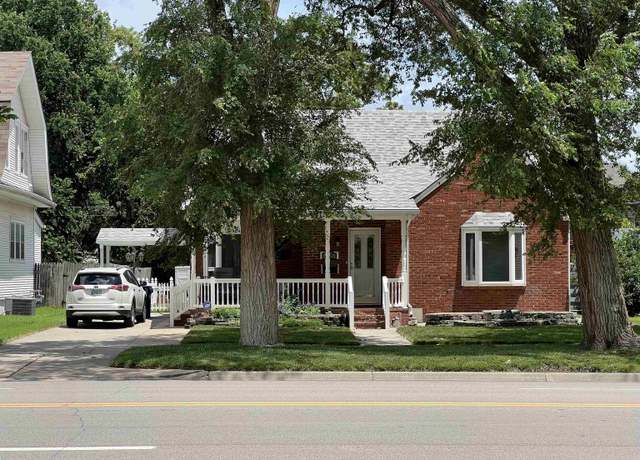 Property at 415 S Main St, Mcpherson, KS 67460, 2 beds, 2.5 baths