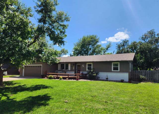 Property at 1463 N Dover Rd, Mcpherson, KS 67460, 3 beds, 2 baths