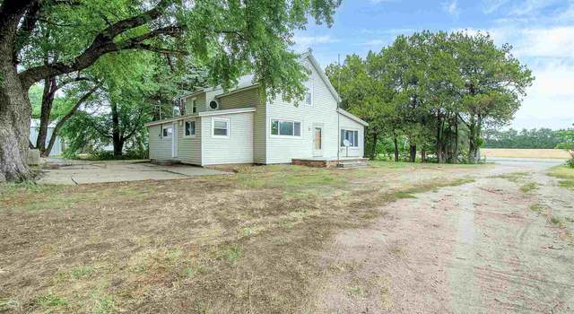 Photo of 215 S Haven Rd, Haven, KS 67543
