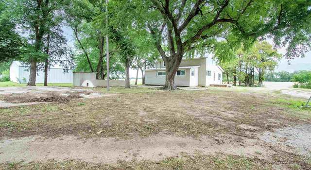 Photo of 215 S Haven Rd, Haven, KS 67543